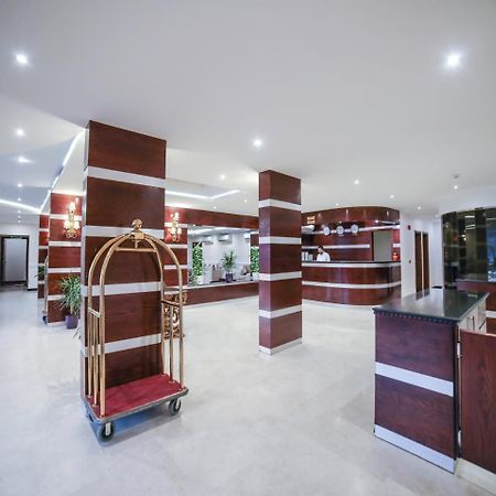 Night Inn Hotel Эль-Хубар Экстерьер фото
